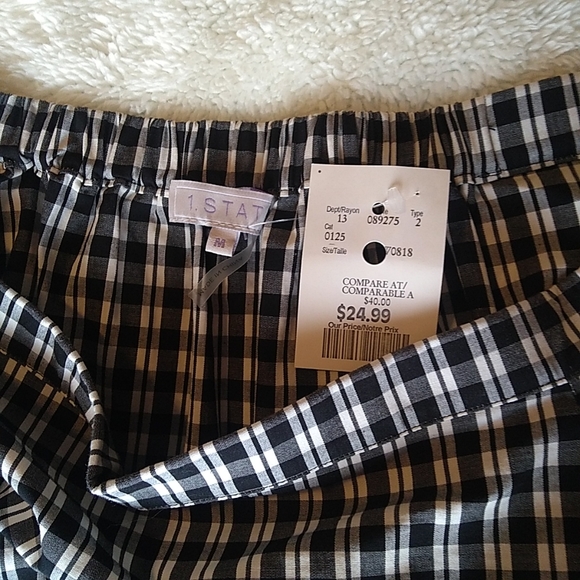 NWT 1 State Off the Shoulder Gingham Blouse size M with waterfall sleeves - Picture 6 of 8